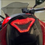 15r3tl_2015_-yamaha-r3-fz07-integrated-taillight_detailed-images-6_1_