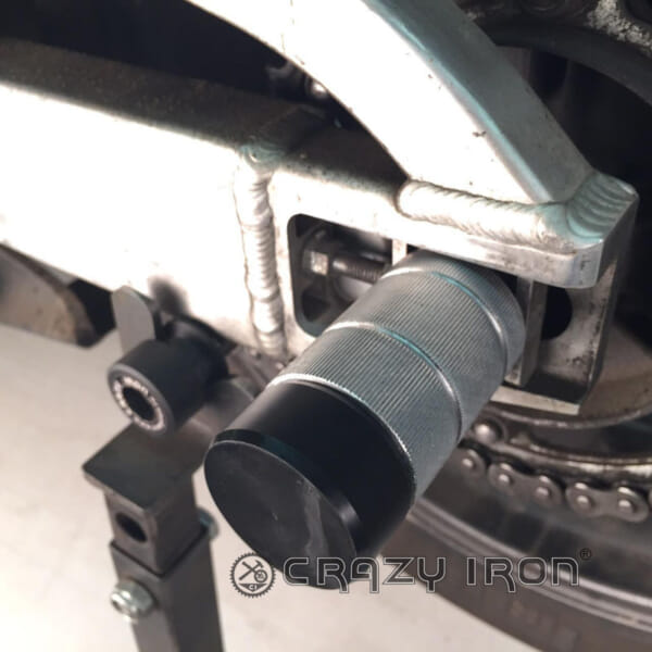 crazy_iron_pegi_v_os_zadnego_kolesa_honda_cbr600rr03-12_cbr1000rr_08-